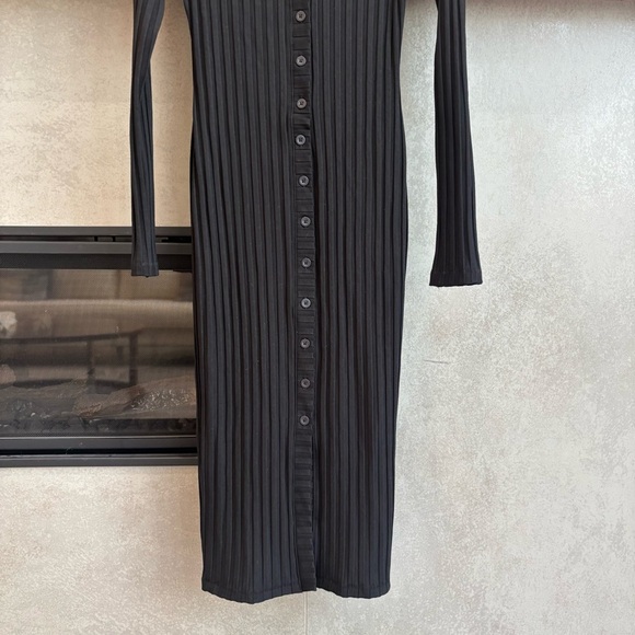 GOOD AMERICAN Wide Rib Button Down Midi Dress, Size 3 (L) - Picture 3 of 12